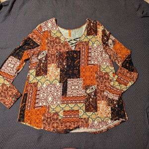 Women's long sleeve Feiersi shirt. XXL. No stains or rips. Orange, brown, cream.